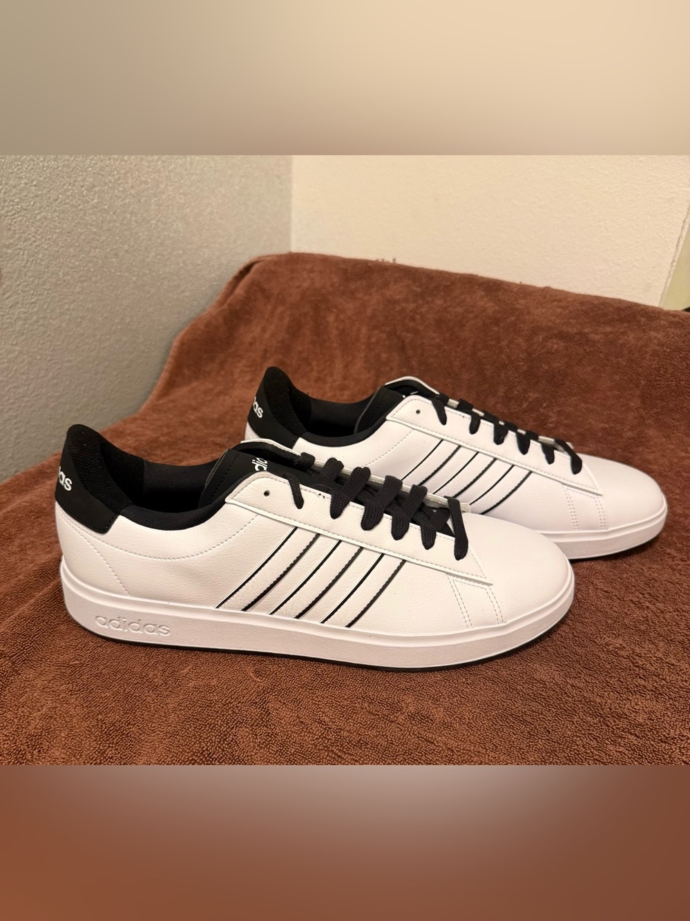 Adidas Grand Court 2.0 White Black AJ5691